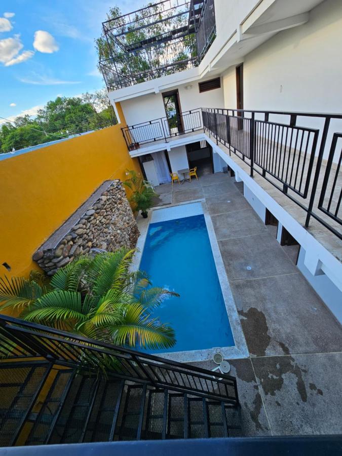 Hotel Victoria Queen Villavieja Exteriér fotografie